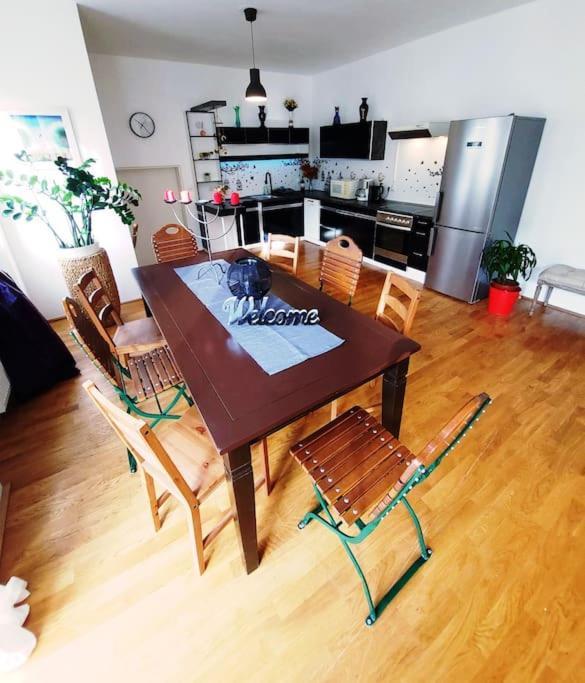 Art Of Simmering Apartment Виена Екстериор снимка