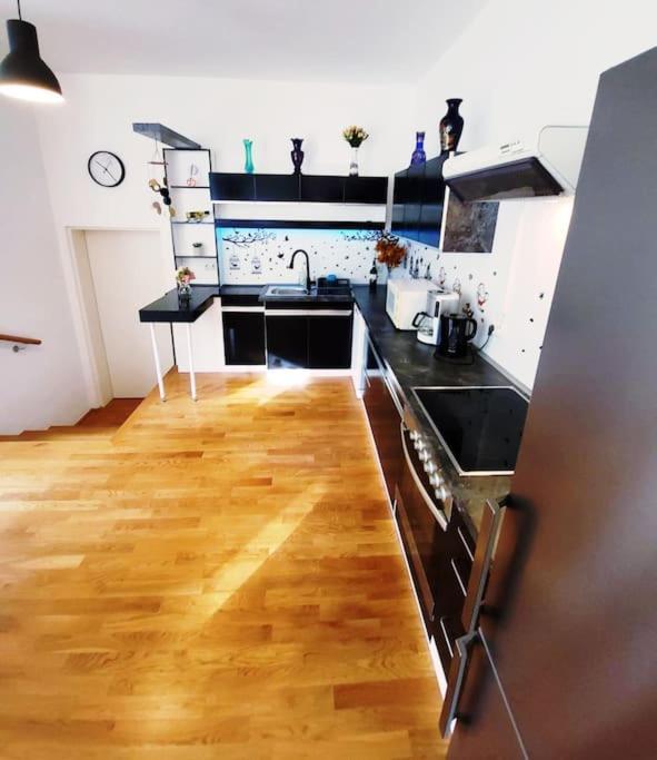 Art Of Simmering Apartment Виена Екстериор снимка